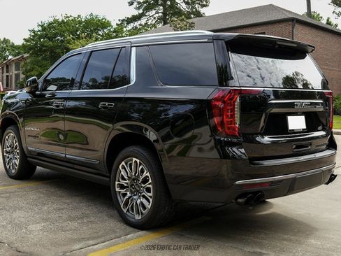 Used 2024 GMC Yukon Denali Ultimate w/ LPO, Floor Liner Package AWD/4WD image 6