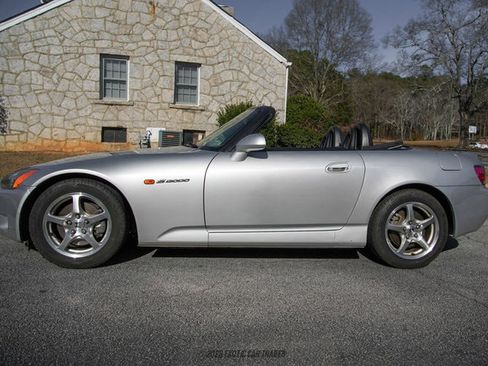 Used 2002 Honda S2000 image 3