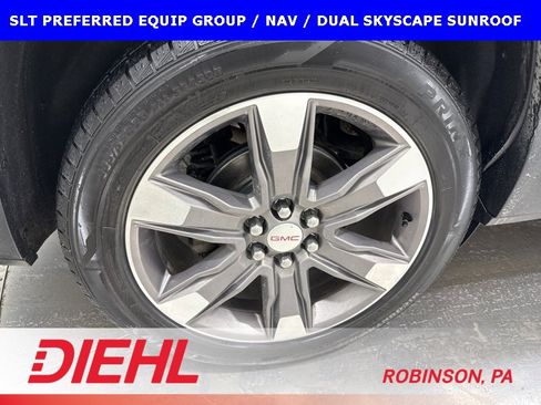 Used 2018 GMC Acadia SLT image 8