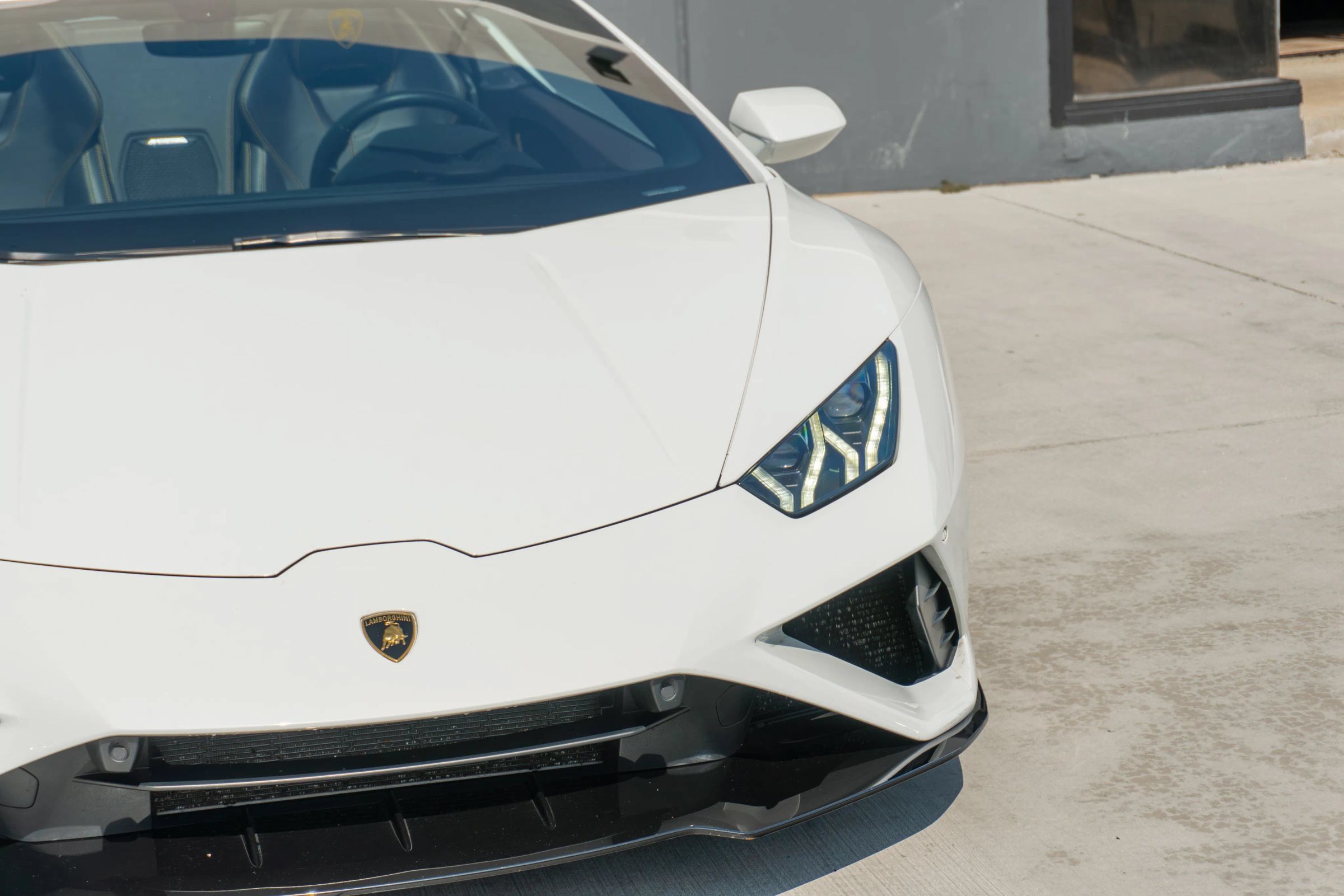 Used 2021 Lamborghini Huracan EVO RWD image 26