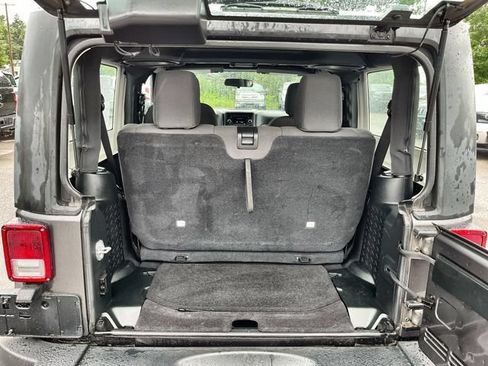 Used 2018 Jeep Wrangler Sport AWD/4WD image 21