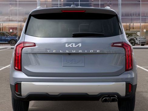 New 2025 Kia Telluride S image 13