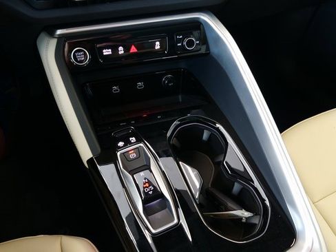 New 2025 Audi Q5 Premium image 23