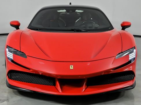 Used 2021 Ferrari SF90 Stradale image 5