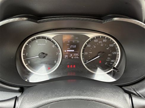 Used 2024 Nissan Versa S w/ S Plus Package image 37