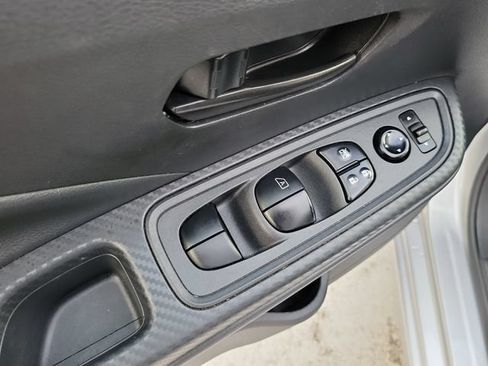 Used 2025 Nissan Versa S w/ Trunk Package FWD image 13