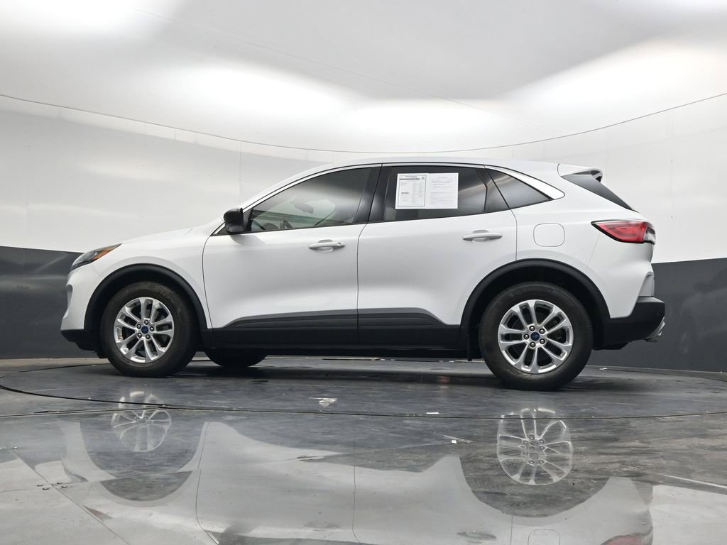 Used 2022 Ford Escape SE w/ Convenience Package FWD image 41