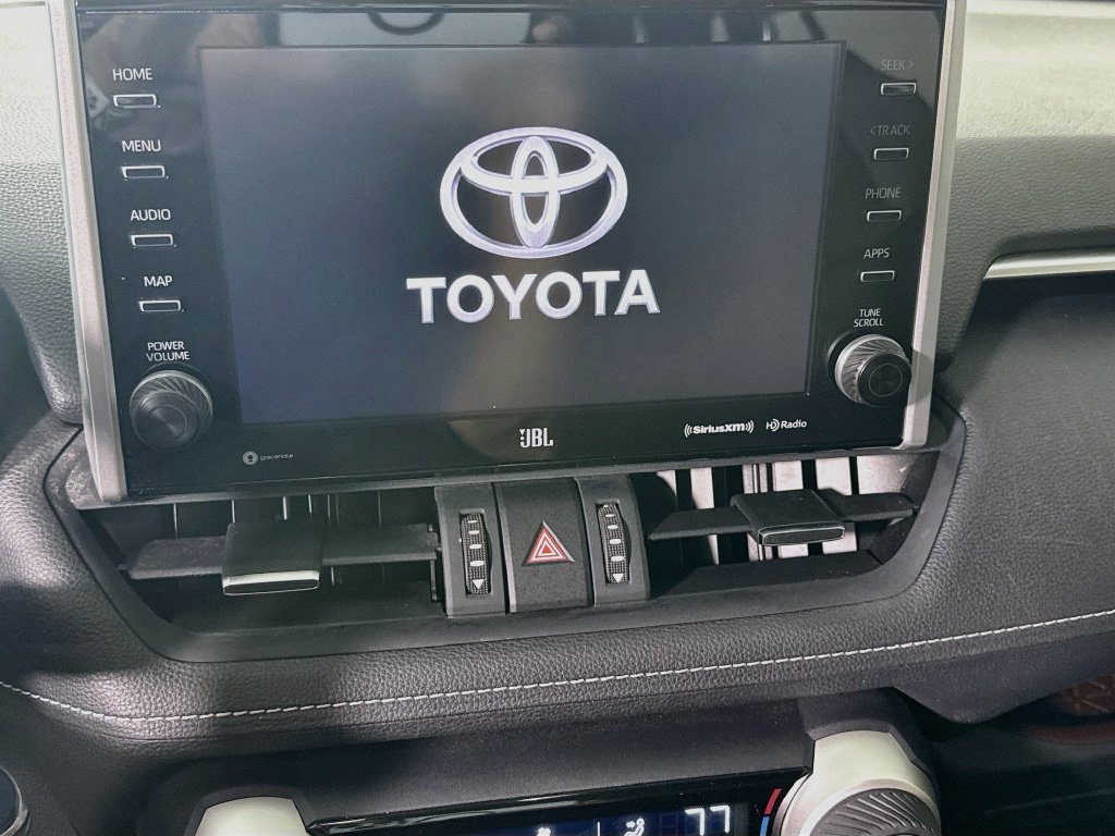 Used 2022 Toyota RAV4 Limited AWD/4WD image 17
