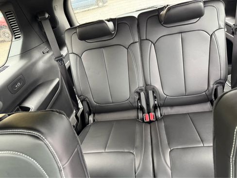 New 2025 Jeep Grand Cherokee L Limited image 14