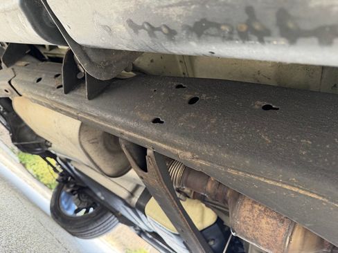 Used 2015 Chevrolet Tahoe LTZ image 18