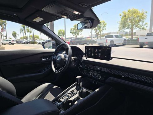 Used 2025 Honda Accord Sport image 11