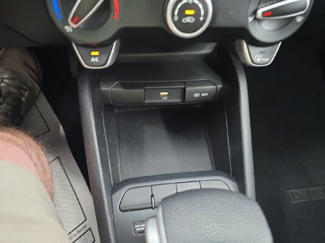 Used 2022 Kia Rio LX FWD image 20