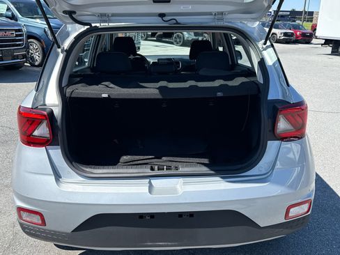 Used 2021 Hyundai Venue SEL FWD image 27
