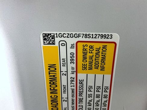 New 2025 Chevrolet Express 3500 w/ Driver Convenience Package image 15