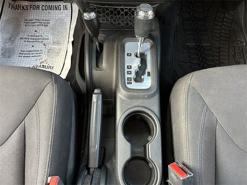 Used 2015 Jeep Wrangler Unlimited Sport w/ Quick Order Package 24S image 18