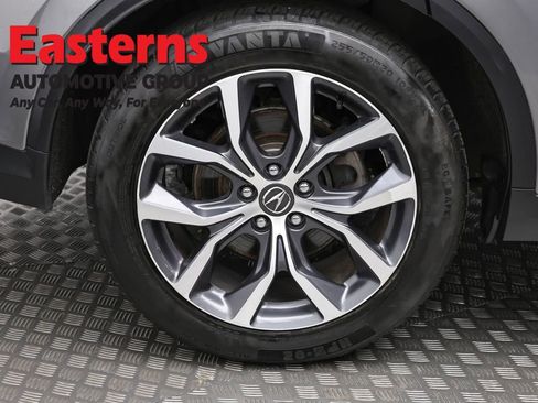 Used 2023 Acura MDX SH-AWD w/ Technology Package image 31