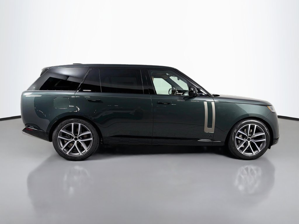 New 2026 Land Rover Range Rover Long Wheelbase SE AWD/4WD image 4