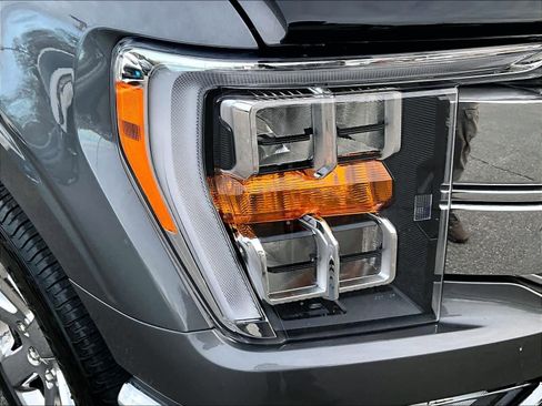 Used 2023 Ford F150 Lariat w/ Max Trailer Tow Package image 34