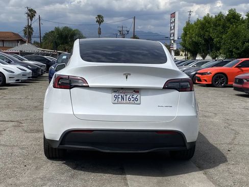 Used 2023 Tesla Model Y Long Range image 3