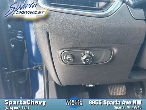 Used 2023 Chevrolet Equinox LT image 9