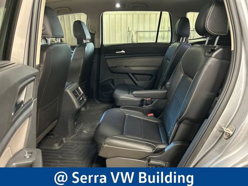 Used 2022 Volkswagen Atlas SEL R-Line AWD/4WD image 29