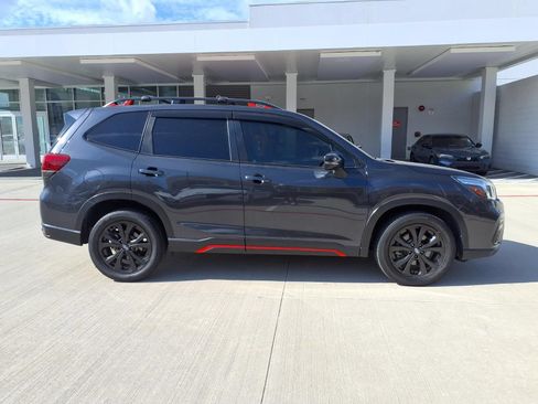 Used 2019 Subaru Forester Sport AWD/4WD image 3