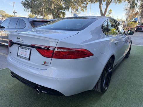 Used 2016 Jaguar XF S image 6