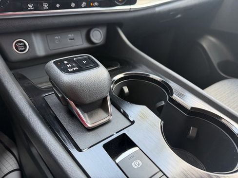 Certified 2023 Nissan Rogue SV image 23