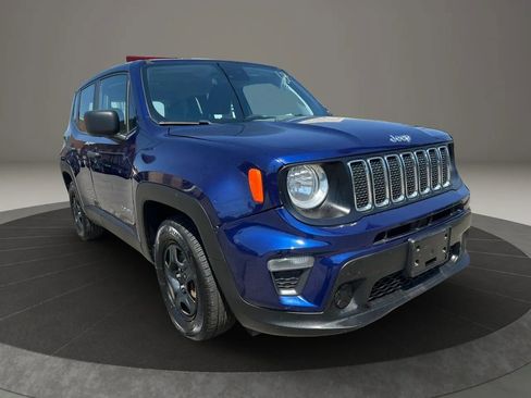 Used 2021 Jeep Renegade Sport FWD image 3