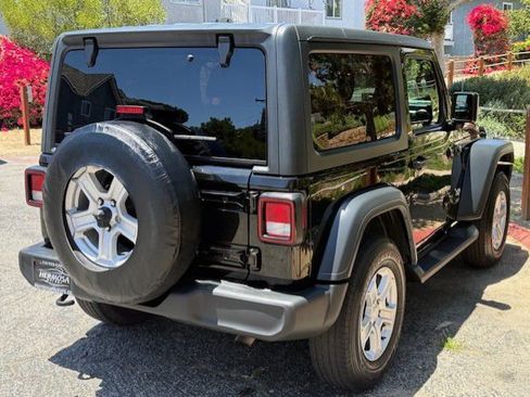 Used 2018 Jeep Wrangler Sport AWD/4WD image 5