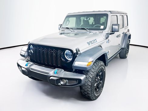 Used 2023 Jeep Wrangler Unlimited w/ 8.4" Radio Group AWD/4WD image 3