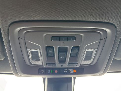 Used 2023 GMC Sierra 3500 Denali w/ Denali Ultimate Package image 36