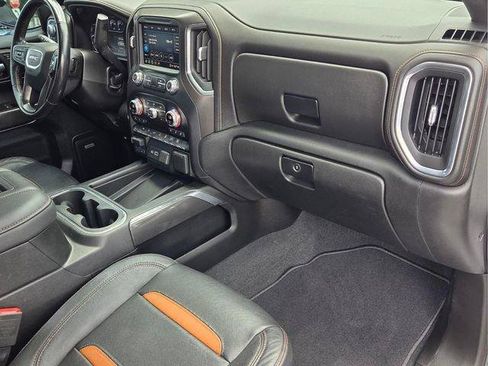 Certified 2021 GMC Sierra 1500 AT4 w/ AT4 Premium Package AWD/4WD image 20
