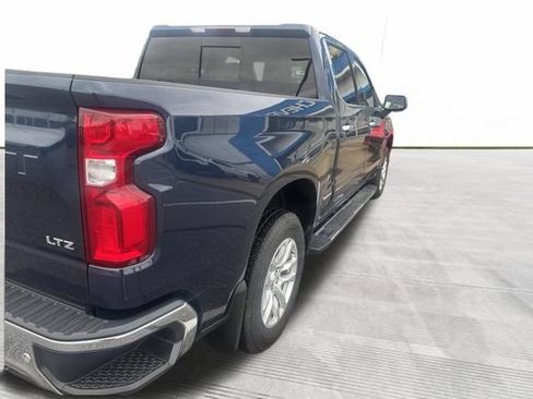 Used 2020 Chevrolet Silverado 1500 LTZ w/ LTZ Plus Package AWD/4WD image 3
