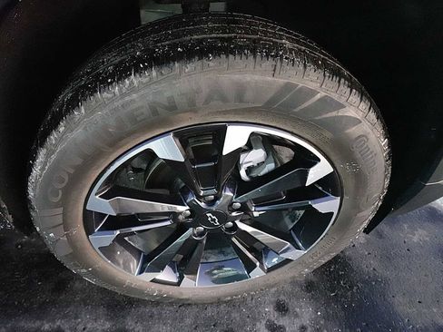 Used 2026 Chevrolet Equinox RS w/ Convenience Package III image 37