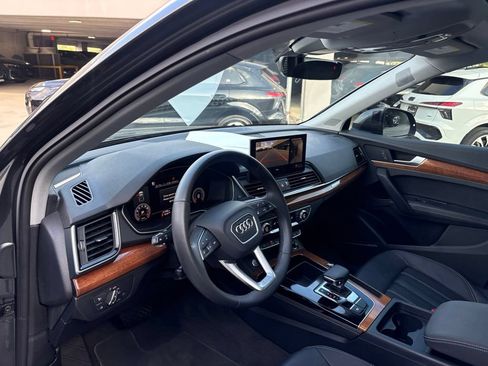 Used 2023 Audi Q5 2.0T Premium Plus w/ Premium Plus Package AWD/4WD image 12