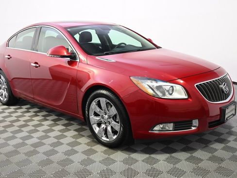 Used 2013 Buick Regal Premium FWD image 8