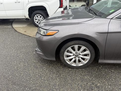 Used 2020 Toyota Camry LE w/ Carpet Mat Package image 6