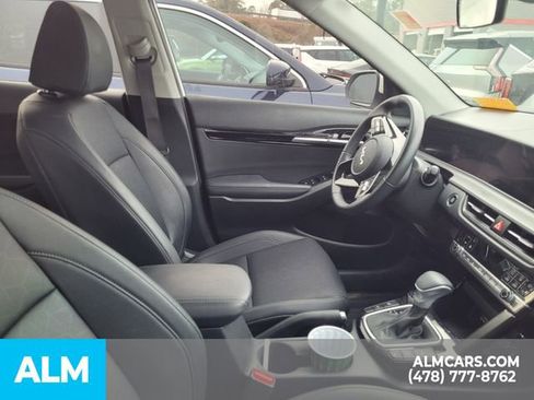 Used 2025 Kia Seltos EX w/ EX Sunroof Package image 19