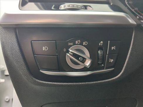 Used 2020 BMW X3 xDrive30i w/ Executive Package image 11