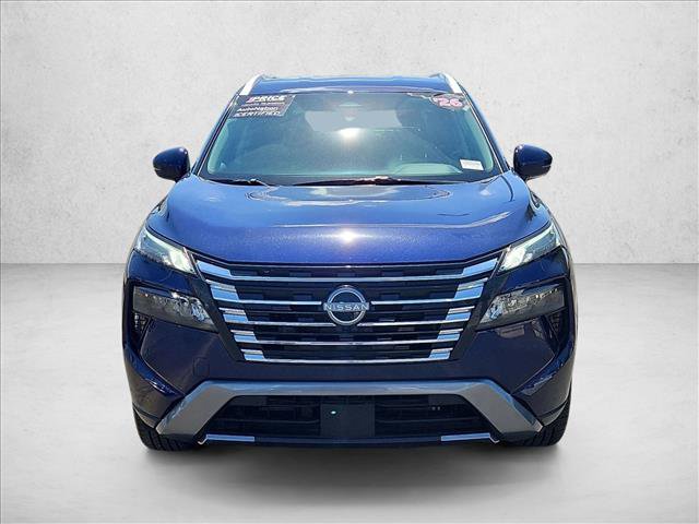 Used 2026 Nissan Rogue SL FWD image 2