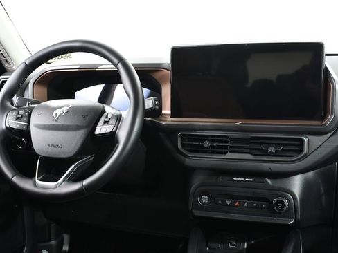 Used 2025 Ford Bronco Sport Outer Banks w/ Outer Banks Tech Package+ AWD/4WD image 8