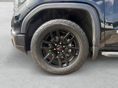 Certified 2024 GMC Sierra 1500 Elevation w/ X31 Off-Road Package AWD/4WD image 19