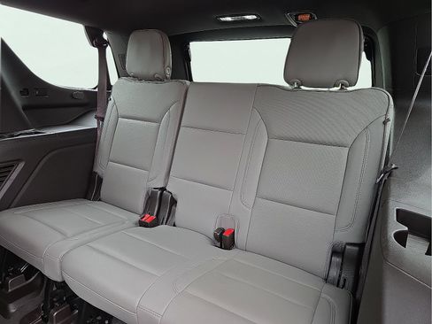 Used 2022 GMC Yukon SLT w/ SLT Premium Package AWD/4WD image 11