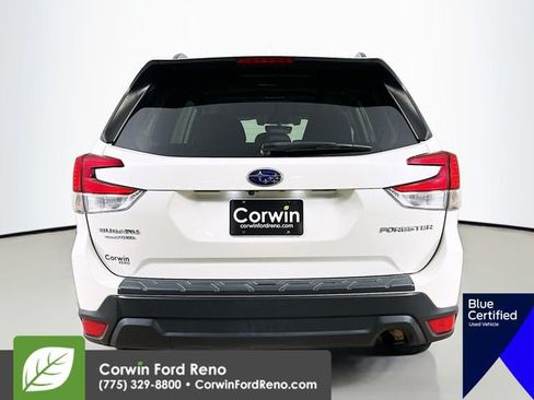 Used 2020 Subaru Forester Premium image 9