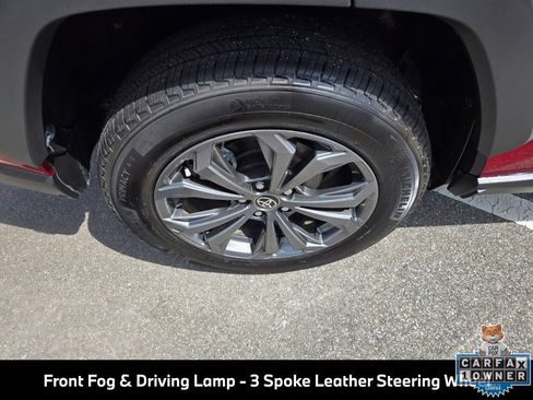 Used 2022 Toyota RAV4 XLE Premium AWD/4WD image 12