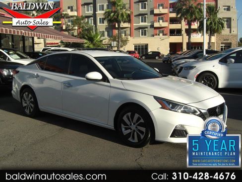 Used 2020 Nissan Altima 2.5 S image 1