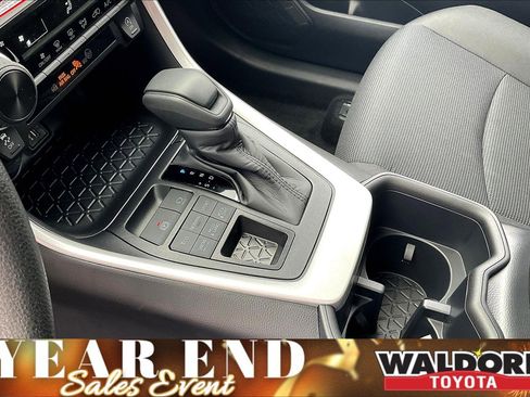 New 2025 Toyota RAV4 LE image 10