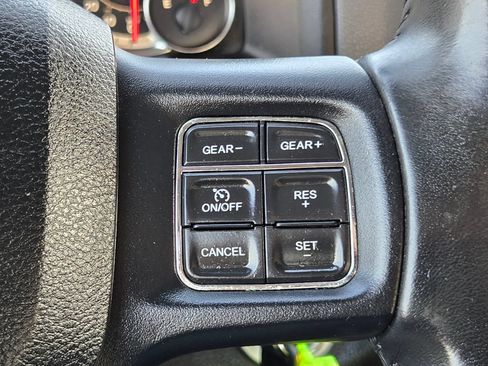 Used 2017 RAM 1500 Big Horn RWD image 28