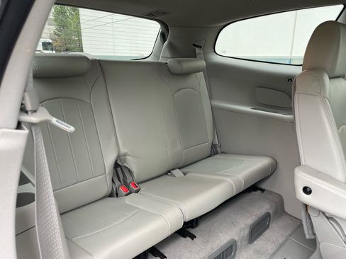 Used 2013 Buick Enclave Leather image 24
